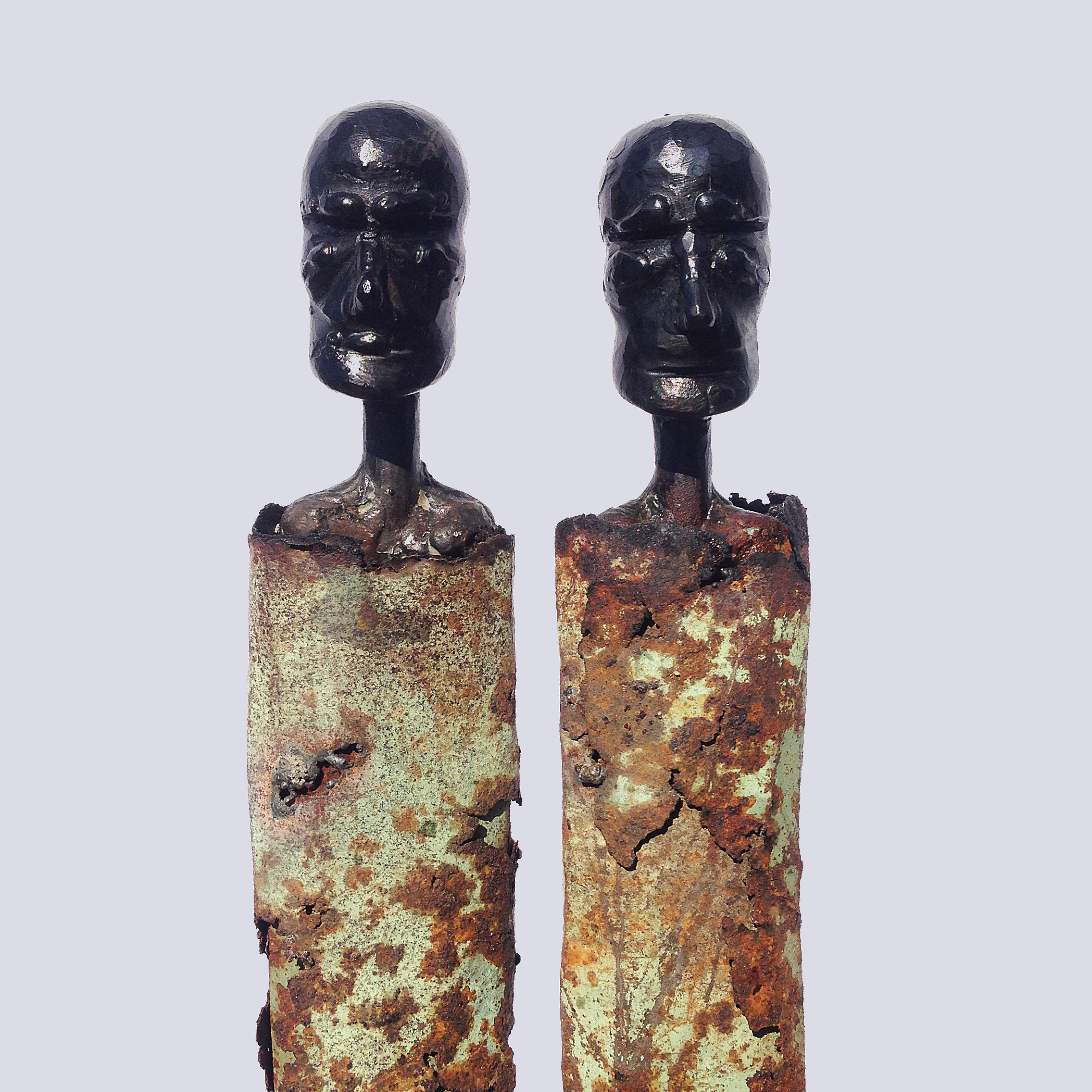 Twins. Steel sculpture by Tony O'Keefe. Queenstown artist.